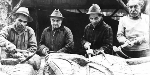 151_1939_kasaan_carvers_1264050185